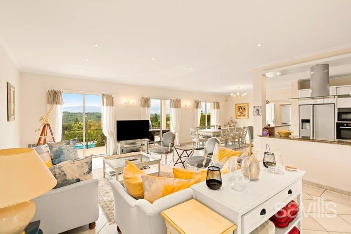 Image No.5-6 Bed House for sale