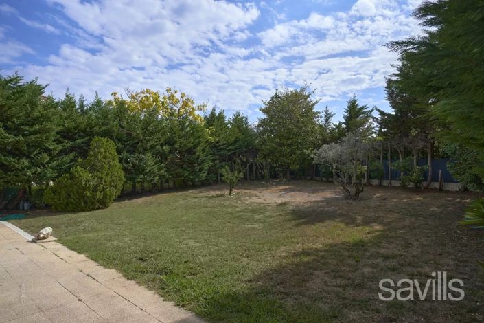 Image No.20-4 Bed House for sale