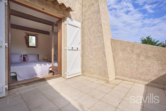 Image No.9-4 Bed House for sale