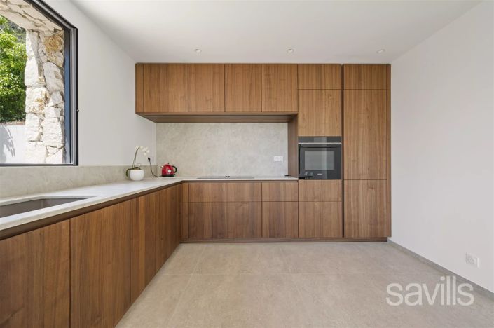 Image No.11-4 Bed House for sale