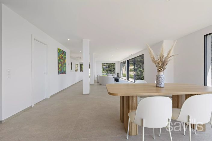 Image No.26-4 Bed House for sale