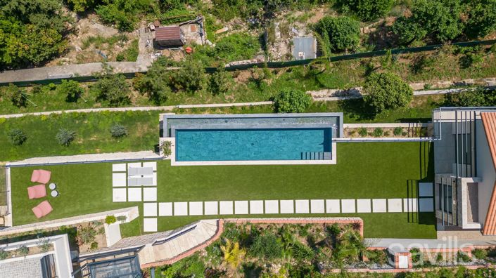 Image No.40-4 Bed House for sale