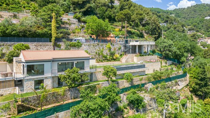 Image No.42-4 Bed House for sale