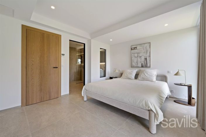 Image No.7-4 Bed House for sale