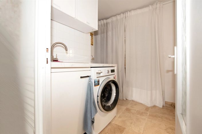 Image No.33-5 Bed House for sale