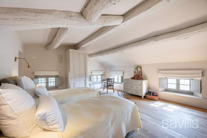 Image No.36-9 Bed House for sale
