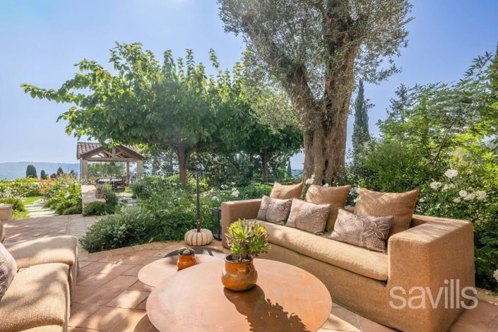 Image No.42-9 Bed House for sale