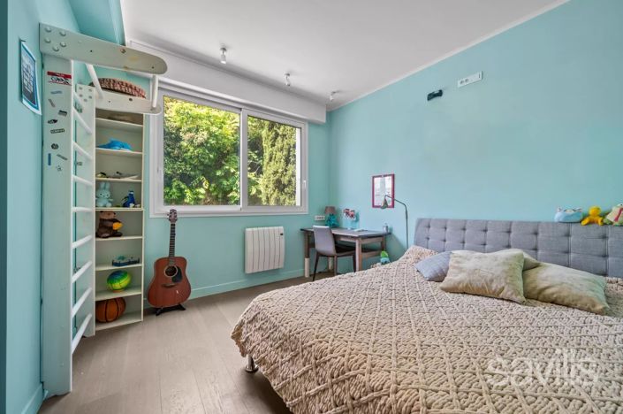 Image No.20-3 Bed Apartment for sale