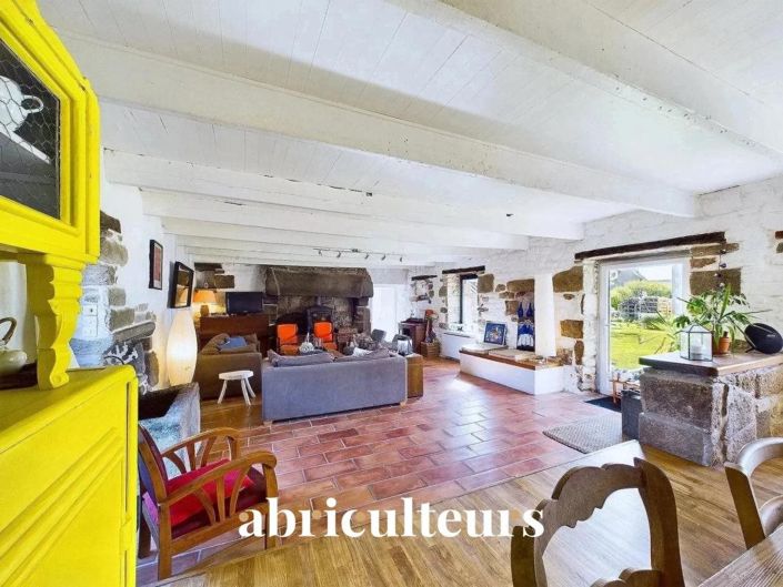 Image No.4-5 Bed House for sale