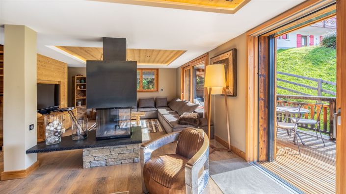 Image No.3-6 Bed House for sale