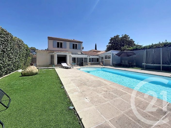 Image No.2-Maison de 4 chambres à vendre à Mougins