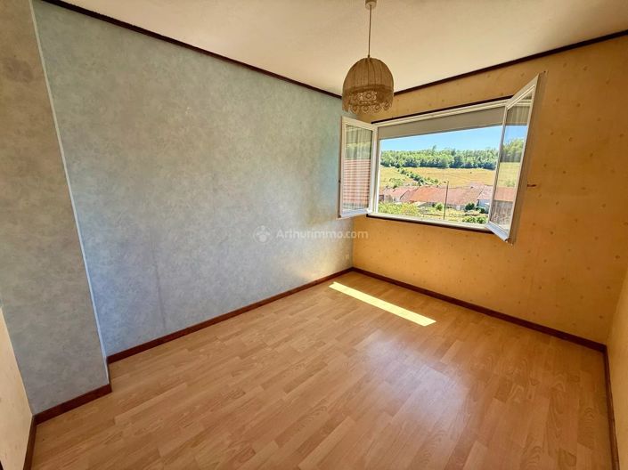 Image No.12-5 Bed House for sale