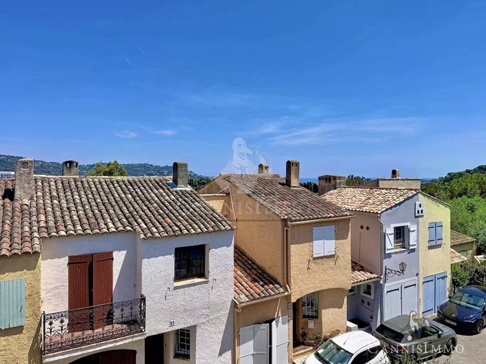 Image No.19-3 Bed House for sale
