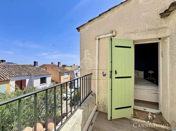Image No.24-3 Bed House for sale