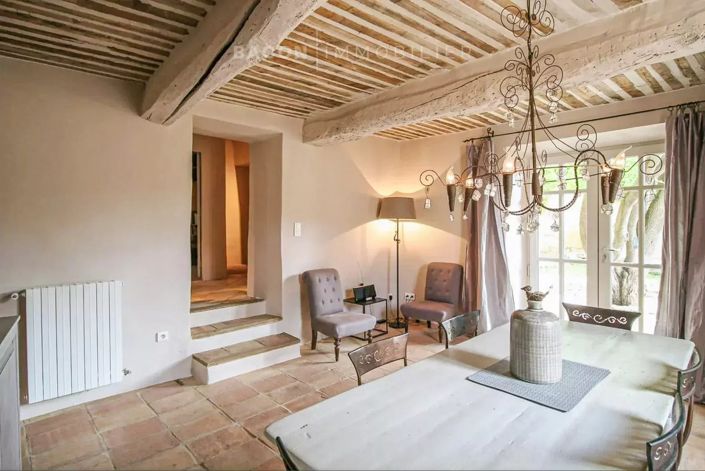 Image No.6-4 Bed House for sale