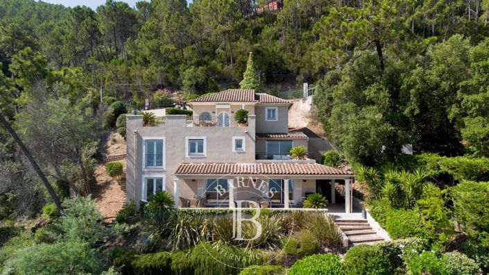 Image No.3-4 Bed House for sale