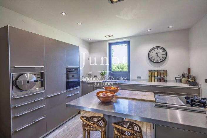 Image No.14-4 Bed House for sale