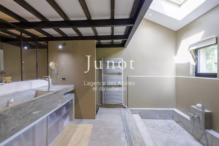 Image No.17-4 Bed House for sale