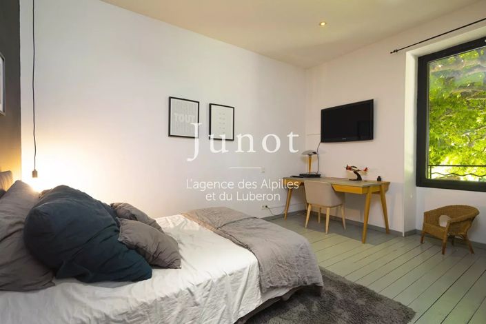 Image No.20-4 Bed House for sale