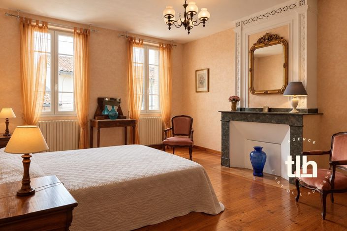 Image No.14-4 Bed House for sale