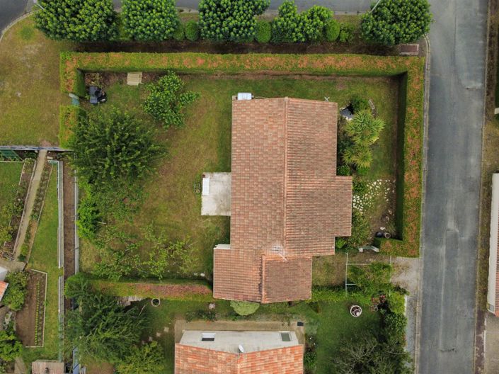 Image No.18-3 Bed House for sale