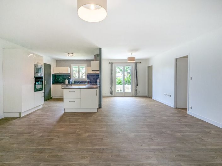 Image No.4-3 Bed House for sale