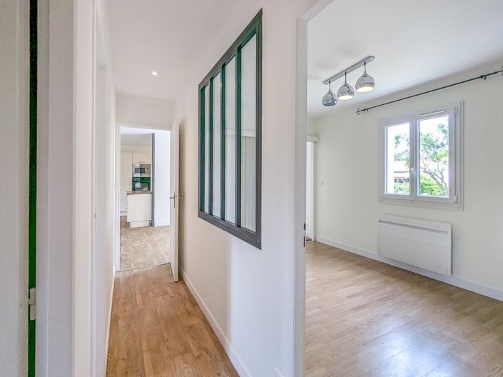 Image No.9-3 Bed House for sale