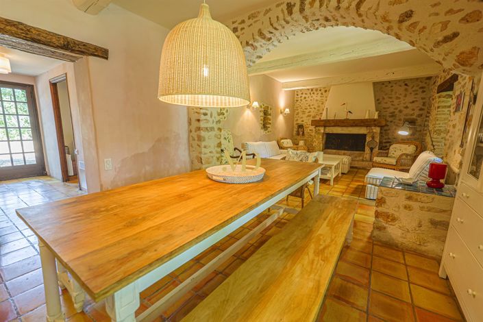 Image No.26-4 Bed House for sale