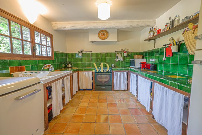 Image No.27-4 Bed House for sale