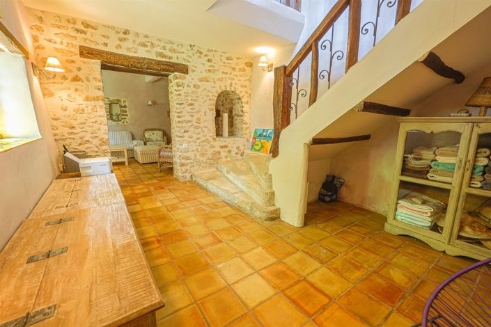 Image No.31-4 Bed House for sale
