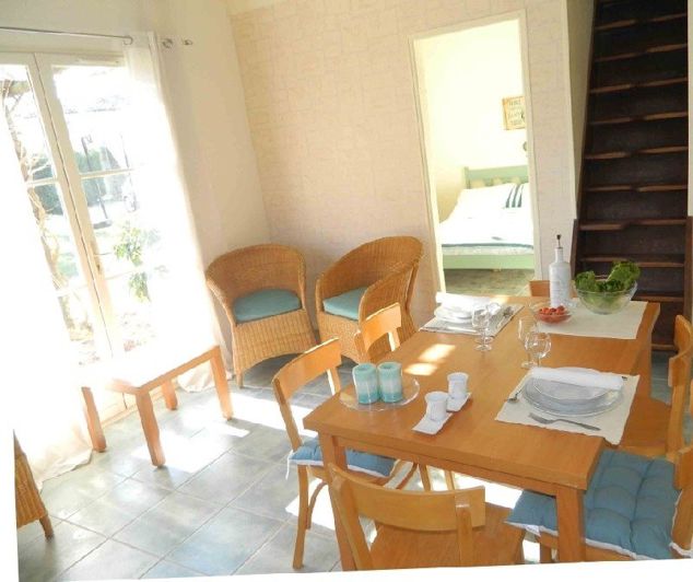 Image No.11-16 Bed House for sale