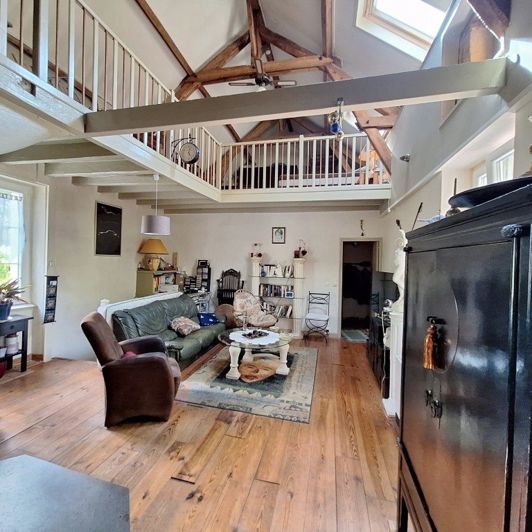 Image No.5-16 Bed House for sale