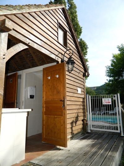 Image No.8-16 Bed House for sale