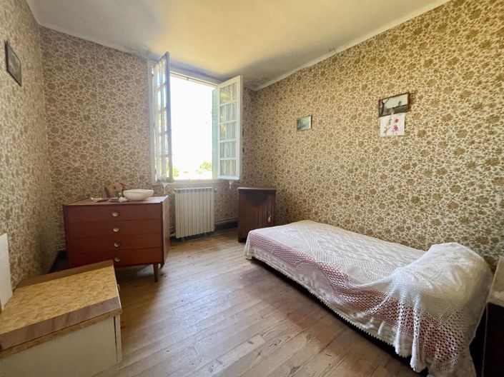 Image No.6-3 Bed House for sale