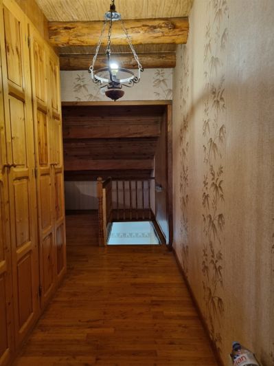 Image No.10-3 Bed House for sale