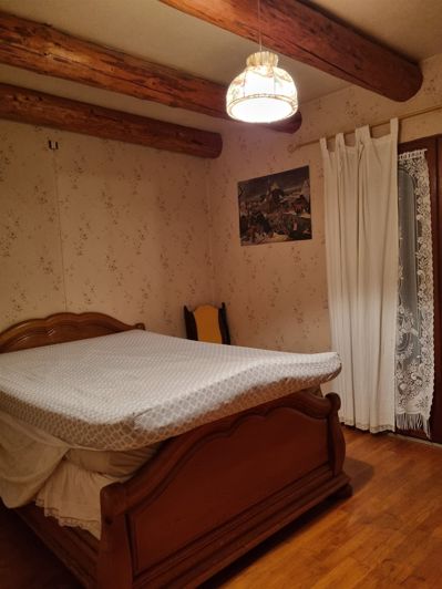 Image No.11-3 Bed House for sale