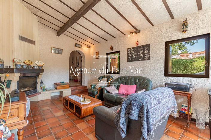 Image No.17-4 Bed House for sale