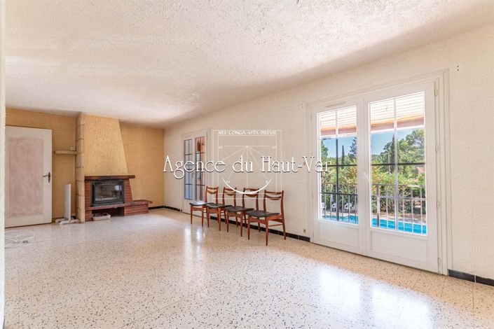 Image No.22-4 Bed House for sale