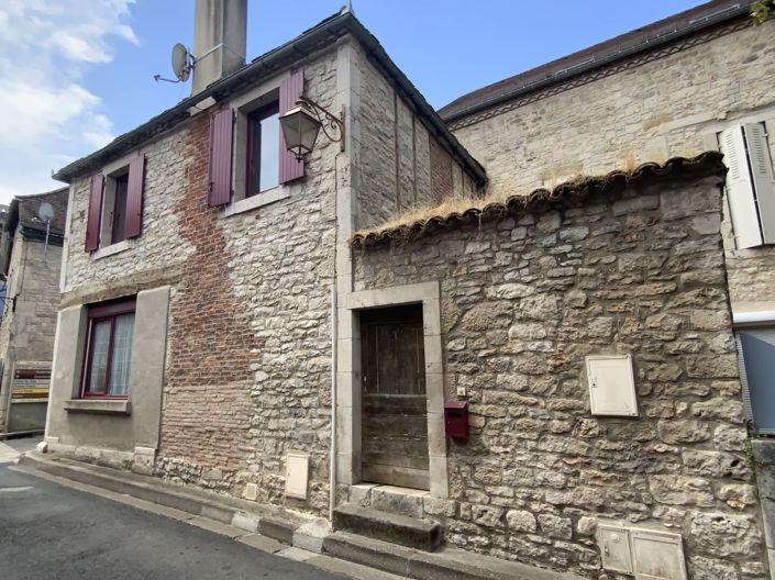 Image No.18-3 Bed Property for sale