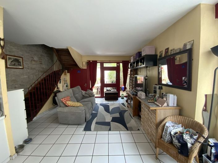 Image No.5-3 Bed Property for sale