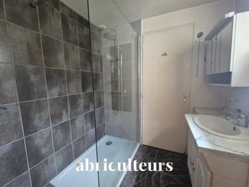 avgjk5p95k57xczk7