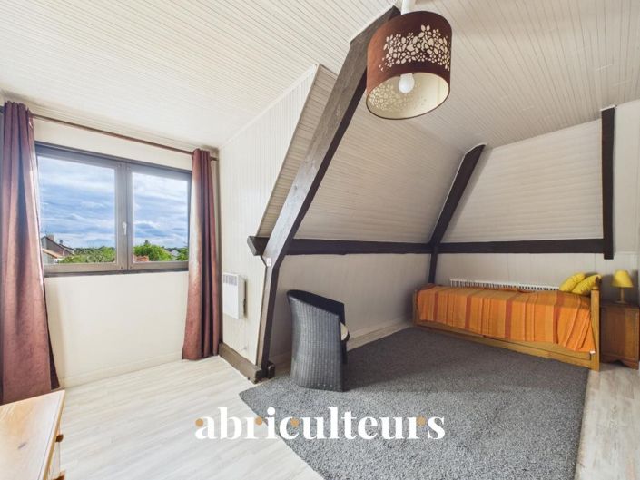 Image No.16-4 Bed House for sale