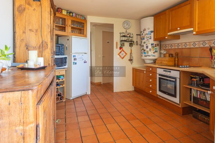 Image No.6-3 Bed House for sale