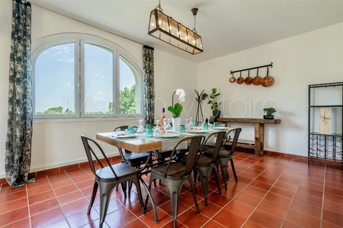 Image No.15-7 Bed House for sale