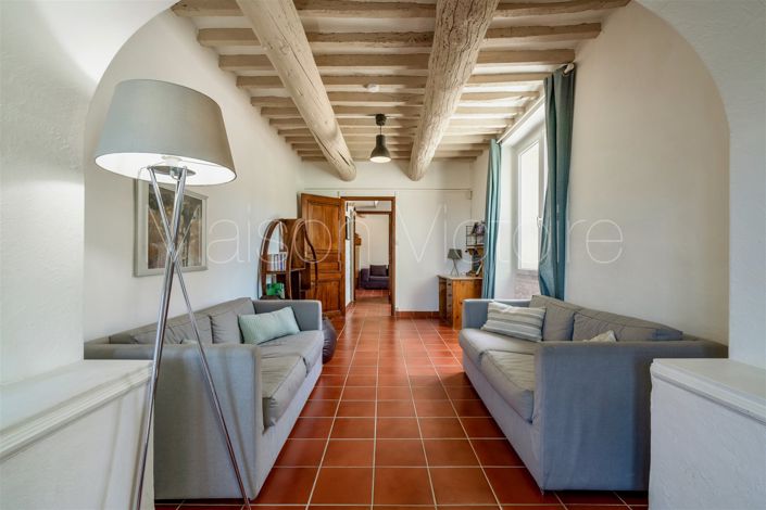 Image No.17-7 Bed House for sale