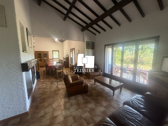 Image No.30-3 Bed House for sale
