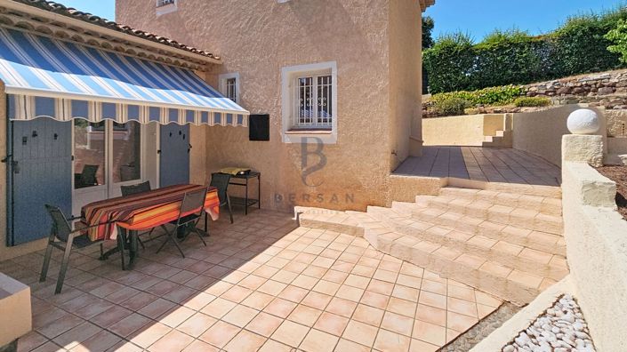 Image No.12-4 Bed House for sale