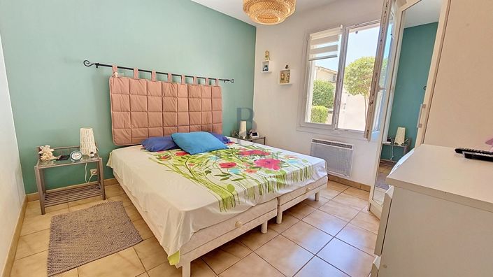 Image No.13-4 Bed House for sale