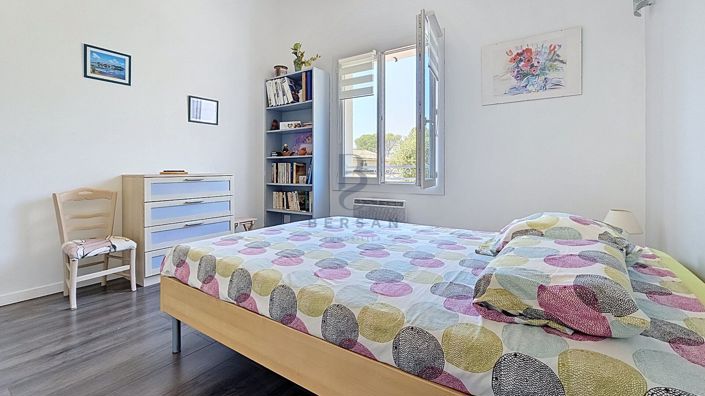 Image No.16-4 Bed House for sale
