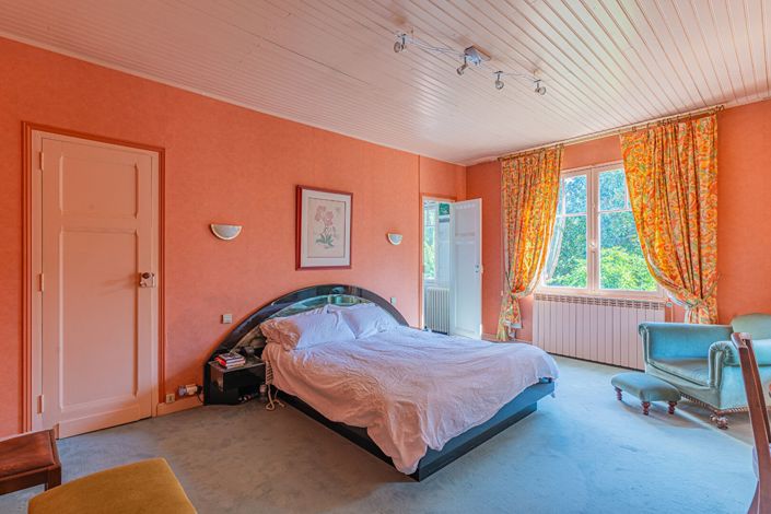 Image No.12-Maison de 7 chambres à vendre à Guîtres
